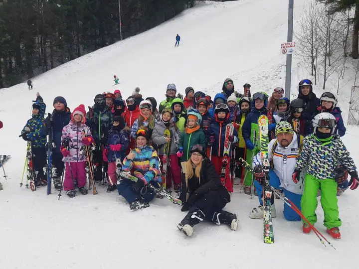 Tabere de ski pentru copii la Bușteni